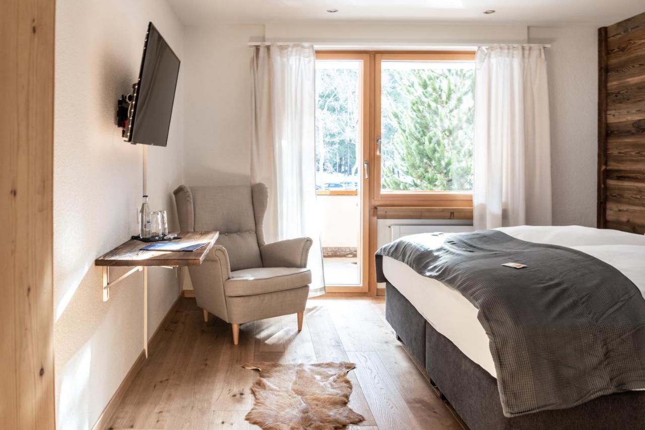 Typically Swiss Hotel Ermitage カンデルシュテッグ エクステリア 写真